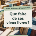 Une pile de vieux livres soigneusement empilés, symbole d'un engagement écolo.
