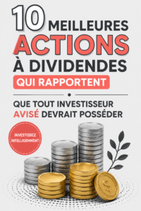 Une femme réfléchissant à des investissements en actions à dividende, avec un bloc-notes et un ordinateur portable.