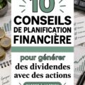 Femme souriante consultant son portefeuille d'actions pour optimiser ses dividendes.